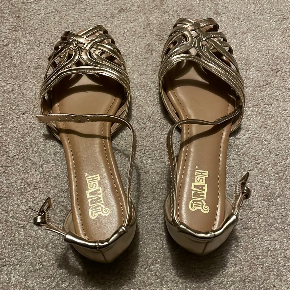 Brash ankle wrap flats
